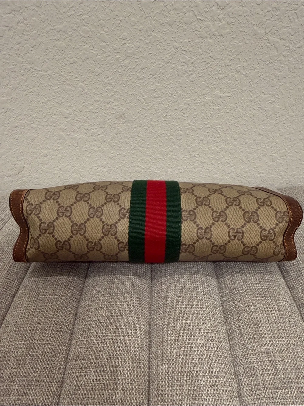 Gucci Beige GG Supreme Canvas Pouch with Green and Red Web Stripe